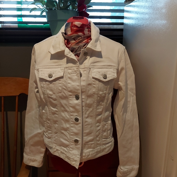 Ladies denim jacket,  white, size medium - Picture 3 of 3